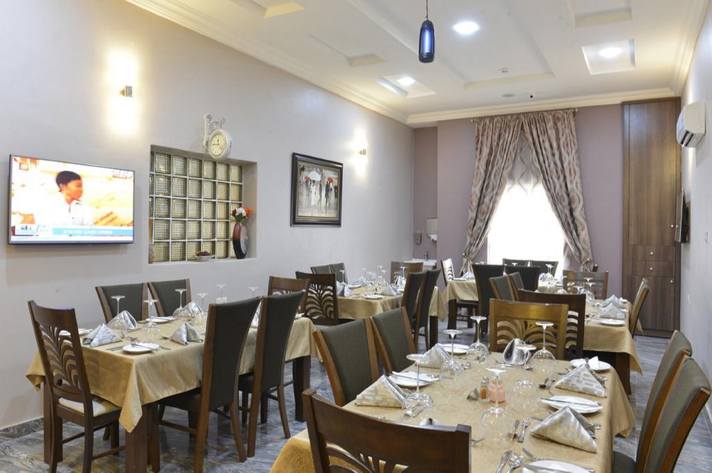 Sheer Luxury Apartments And Suites Абуджа Экстерьер фото