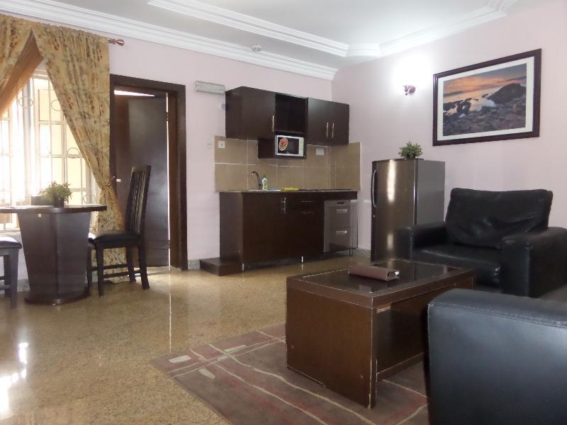 Sheer Luxury Apartments And Suites Абуджа Экстерьер фото