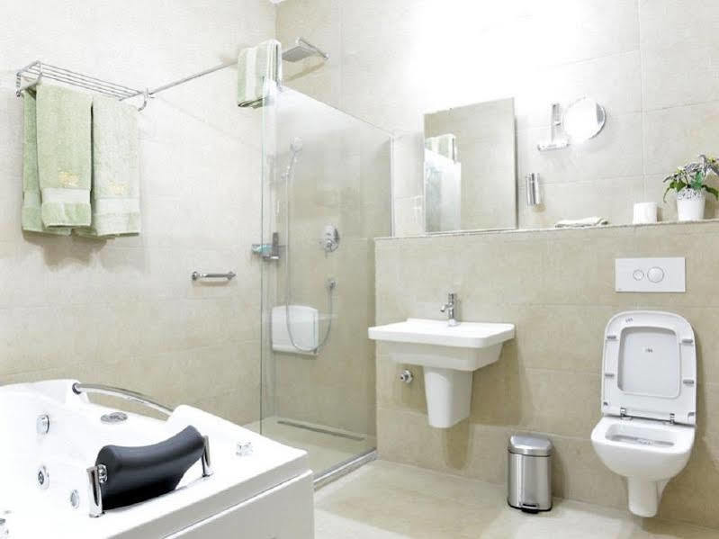Sheer Luxury Apartments And Suites Абуджа Экстерьер фото